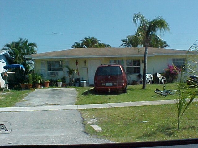 Photo of Vehicle Parking On Grass - Not Allowed